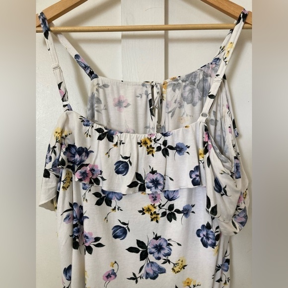 TORRID super soft knits cold shoulder blouse chemise tank top size 2 floral - Picture 8 of 8